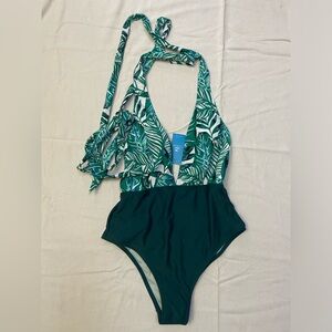 Brand New Cupshe Bathing Suit